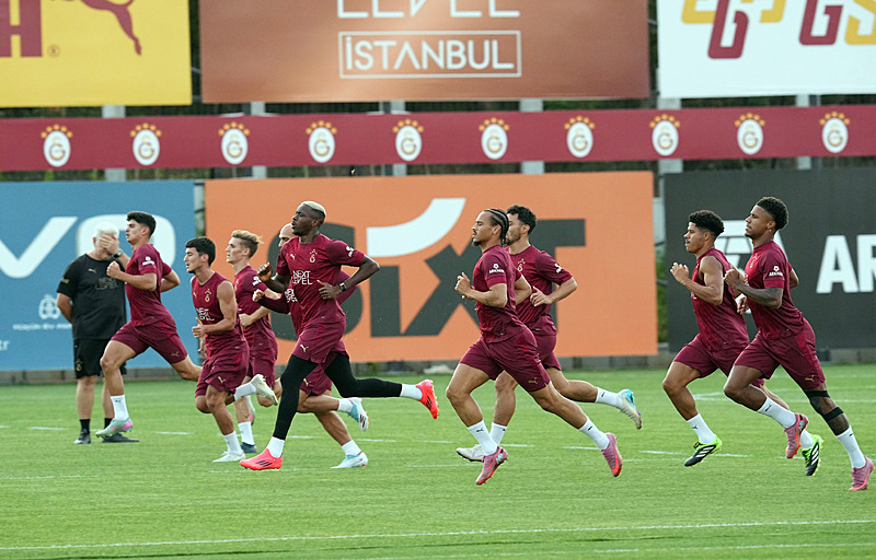 GALATASARAY HABERİ: Akanji transferinde sıcak gelişme! İki farklı formül masada