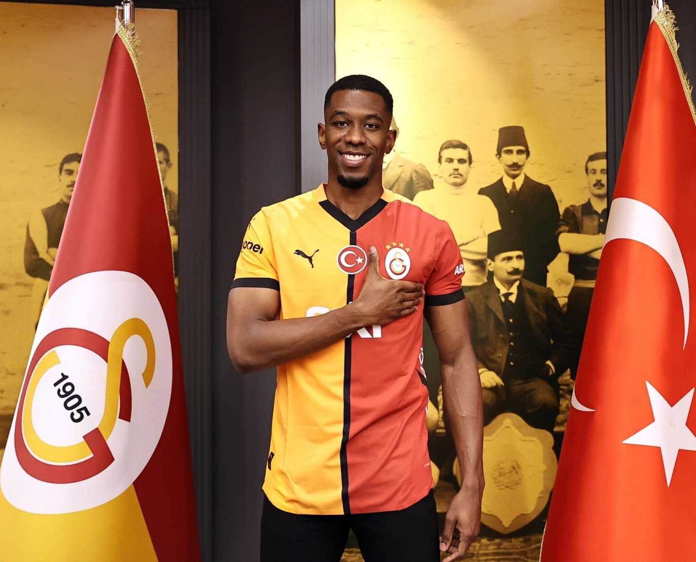 TRANSFER HABERİ: Galatasaray’da beklenen ayrılık gerçekleşiyor!