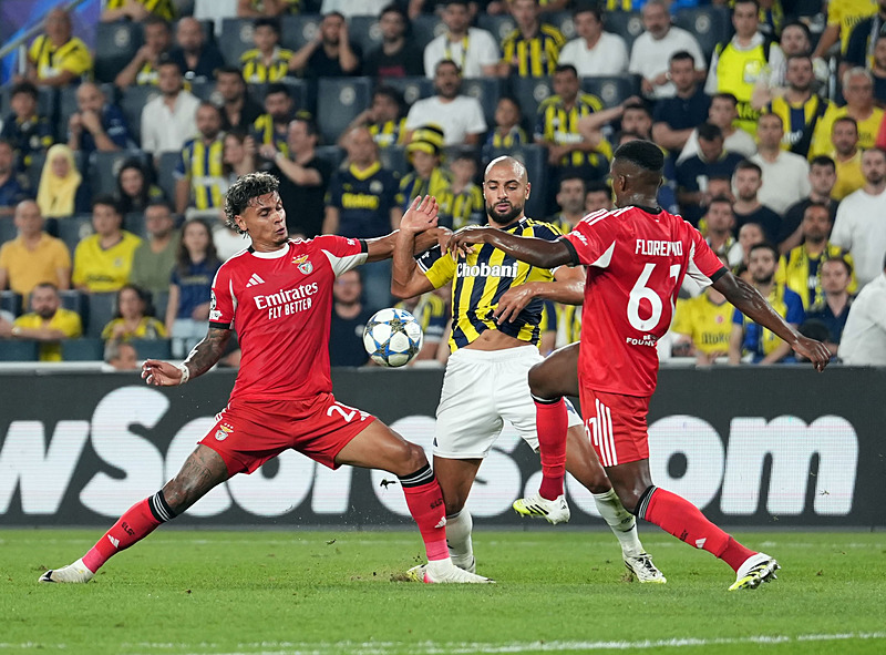Spor yazarları Fenerbahçe - Benfica maçını değerlendirdi