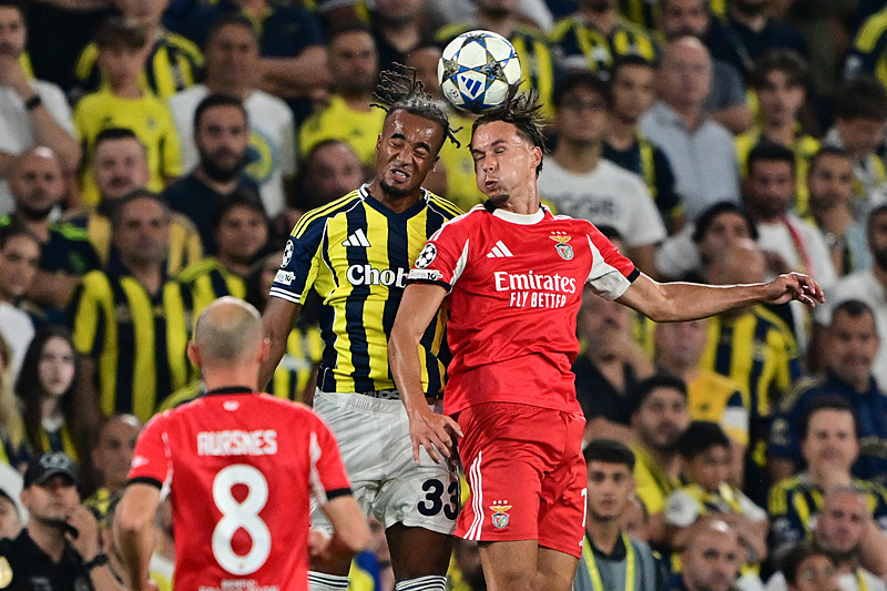 Spor yazarları Fenerbahçe - Benfica maçını değerlendirdi