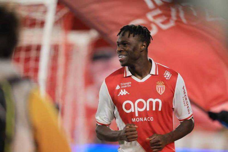 Wilfried Singo’dan Galatasaray’a şok! İşte transfer yanıtı