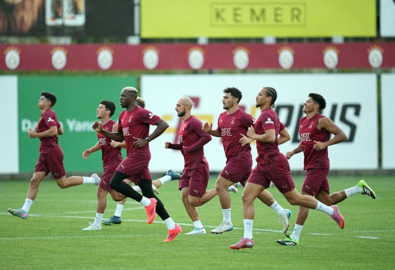 TRANSFER HABERİ: Galatasaray’da Manuel Akanji gelişmesi! Sözleşme görüşmeleri...