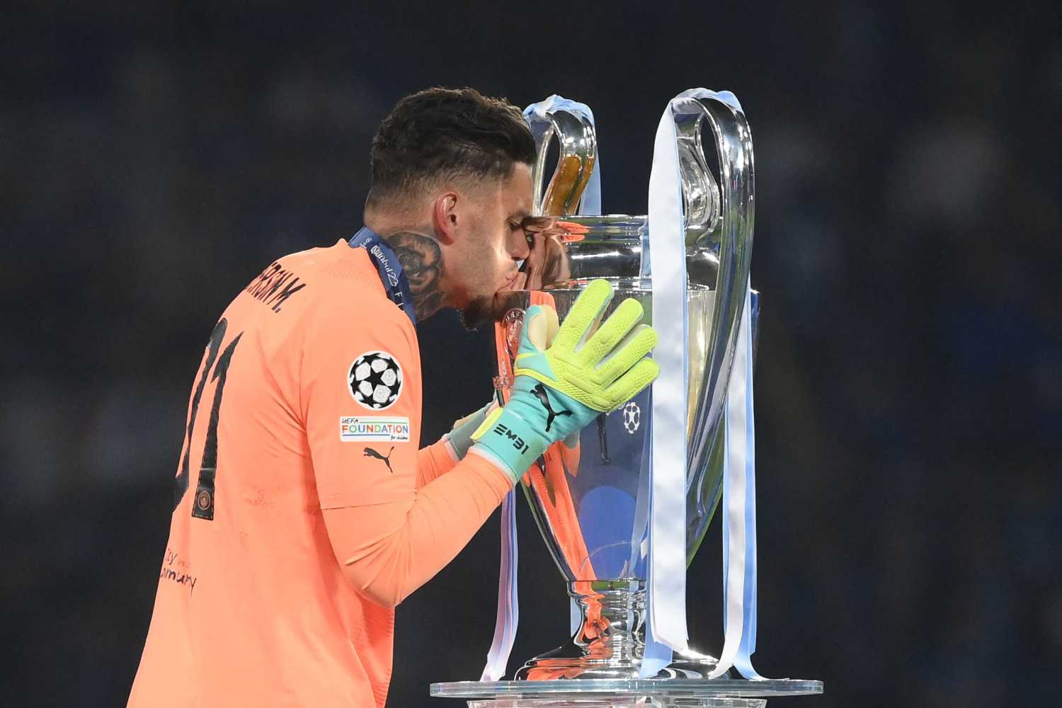 TRANSFER HABERİ | G.Saray Ederson için kesenin ağzını açtı! Rekoru kırmaya hazırlanıyor!