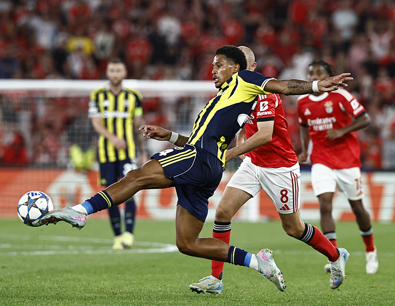 Spor yazarları Benfica-Fenerbahçe maçını değerlendirdi