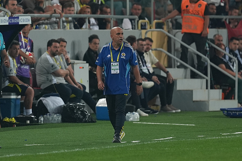 Usta yazardan Fenerbahçe yorumu: Mourinho gidince zincirlerinden kurtuldular!