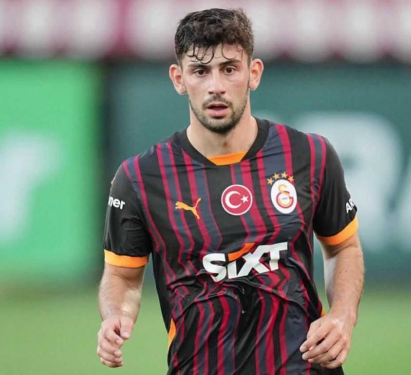 TRANSFER HABERİ: Galatasaray’ta bir ayrılık daha!