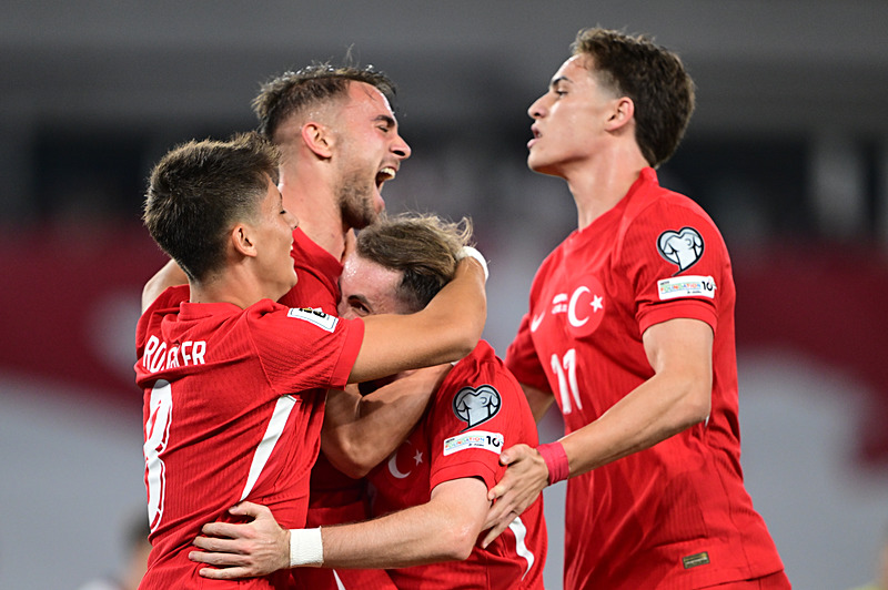Spor yazarları Gürcistan-Türkiye maçını yorumladı!