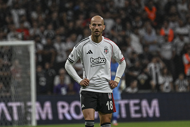 Spor yazarları Beşiktaş’ın galibiyetini değerlendirdi: Hak ettiği cezayı kesti