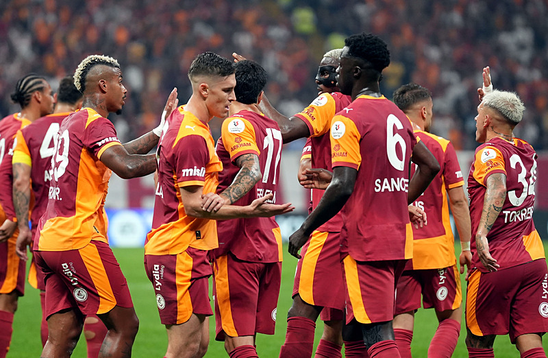 Galatasaray tarih yazmak istiyor! Hedef Fenerbahçe’nin rekorunu kırmak