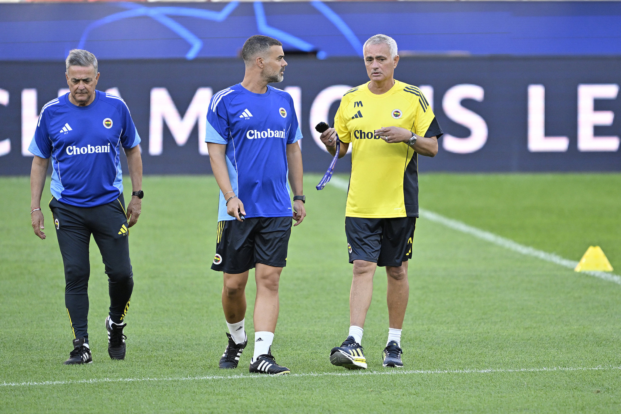 Jose Mourinho’nun yeni takımını duyurdular!