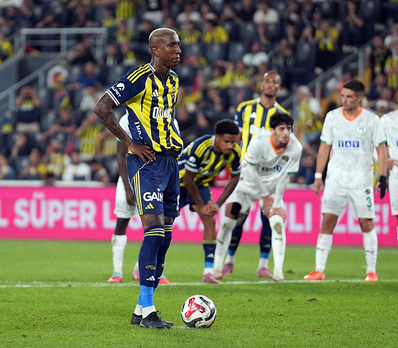 Spor yazarları Fenerbahçe-Corendon Alanyaspor maçını değerlendirdi