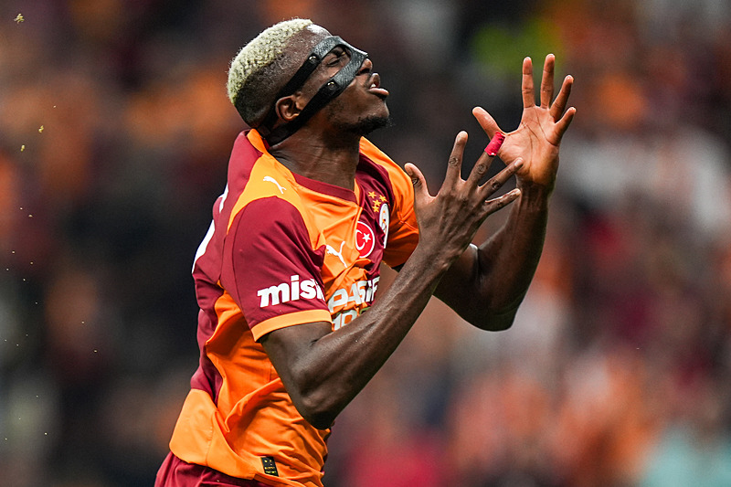 Galatasaray’da Victor Osimhen’in morali yerle bir oldu! İşte sebebi...