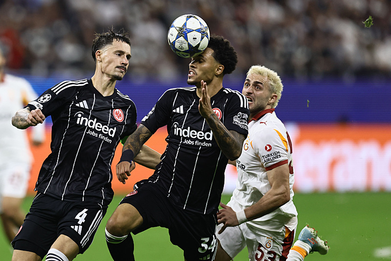 Ali Koç’tan Galatasaray’ı 5-1 yenen Eintracht Frankfurt’a ’5 kez teşekkür’!