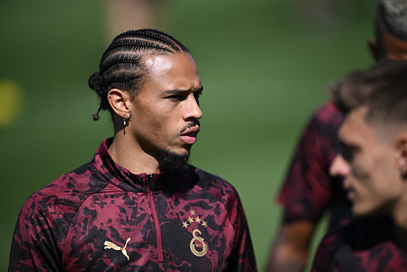 Galatasaray’da Okan Buruk’tan Leroy Sane için sürpriz karar!