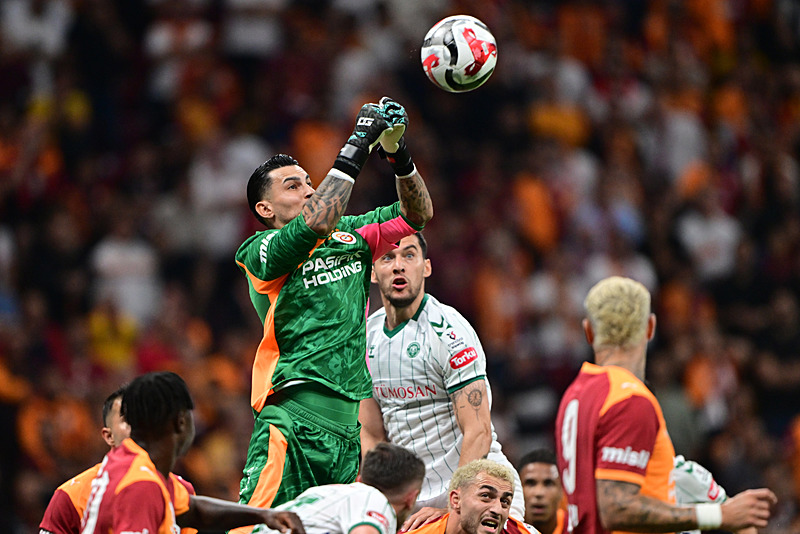 Spor yazarları Galatasaray-Tümosan Konyaspor maçını değerlendirdi