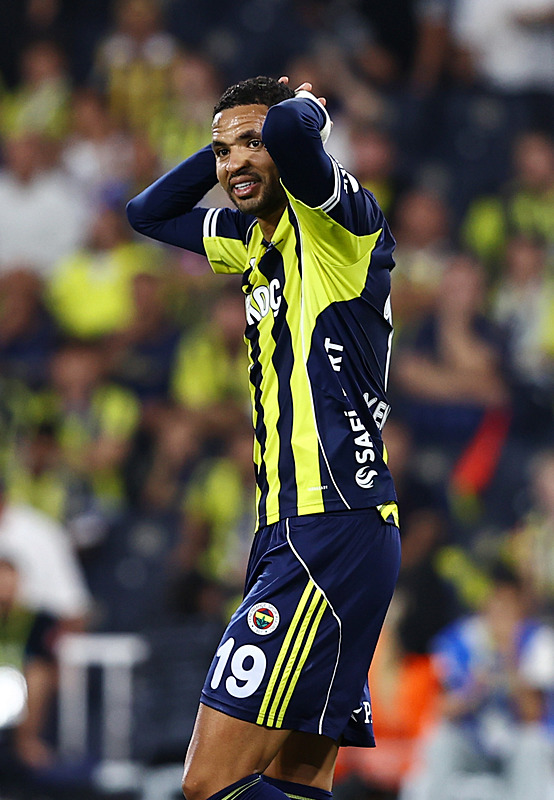 Fenerbahçe’de En-Nesyri’den büyük isyan!