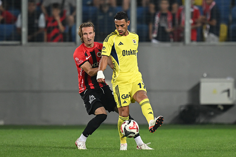 Fenerbahçe’de yönetimden İrfan Can Kahveci hamlesi!