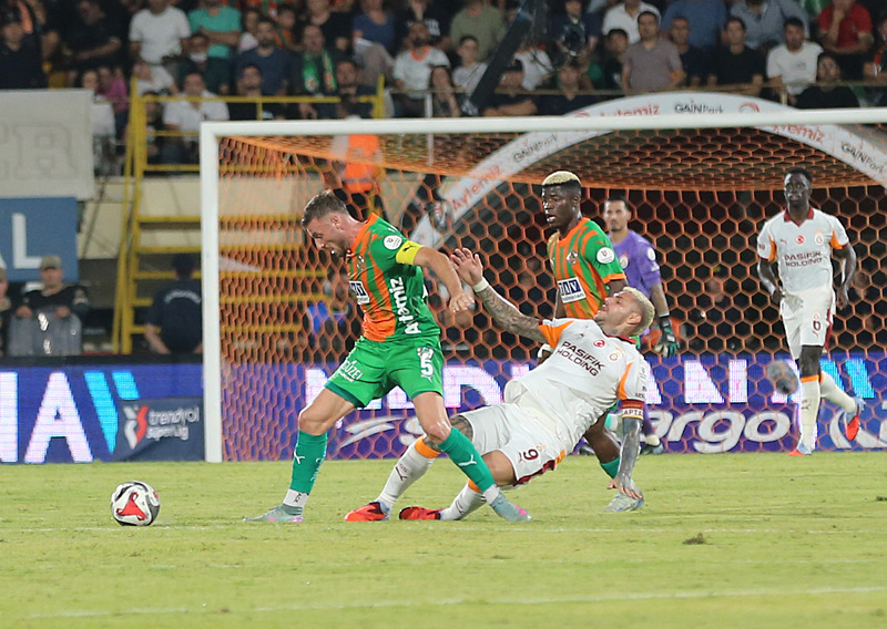 Spor yazarları Corendon Alanyaspor-Galatasaray maçını yorumladı