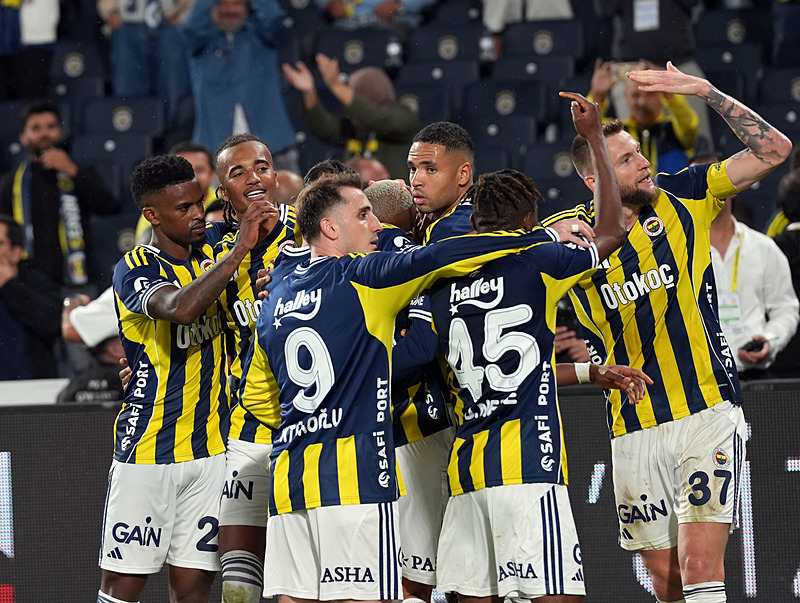 Ömer Üründül’den Fenerbahçe’nin yıldızına övgü: Orta saha tek savaşçıydı...