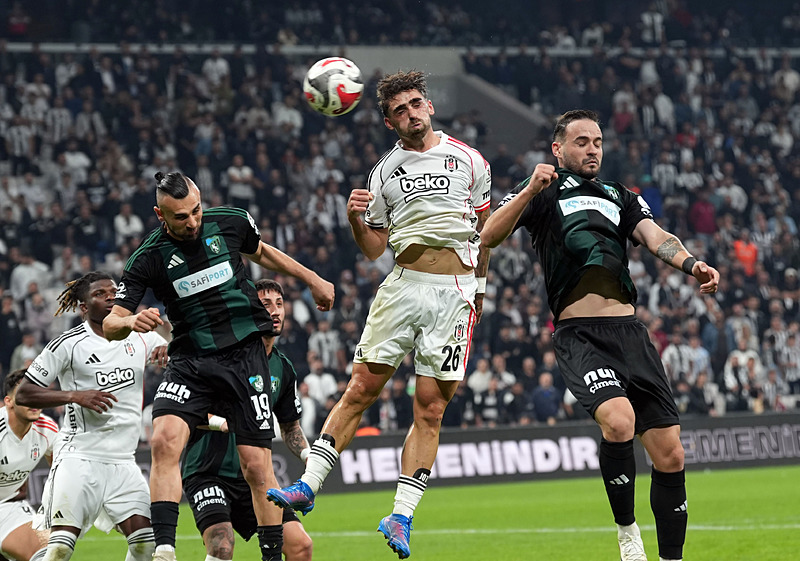 Spor yazarları Beşiktaş-Kocaelispor maçını değerlendirdi! 2. yarıda takımı neden geri çektiğini anlamadım