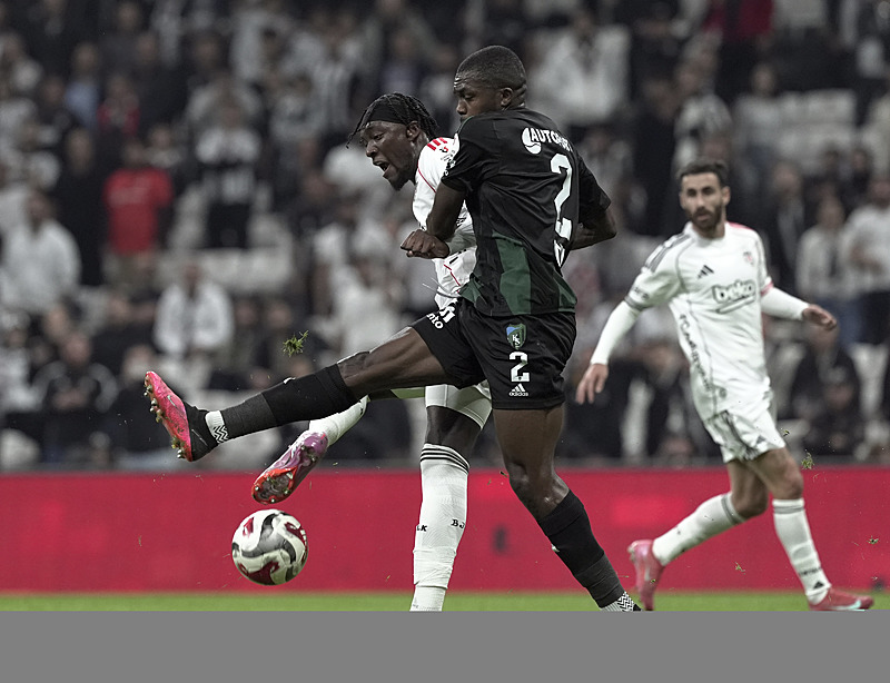 Spor yazarları Beşiktaş-Kocaelispor maçını değerlendirdi! 2. yarıda takımı neden geri çektiğini anlamadım