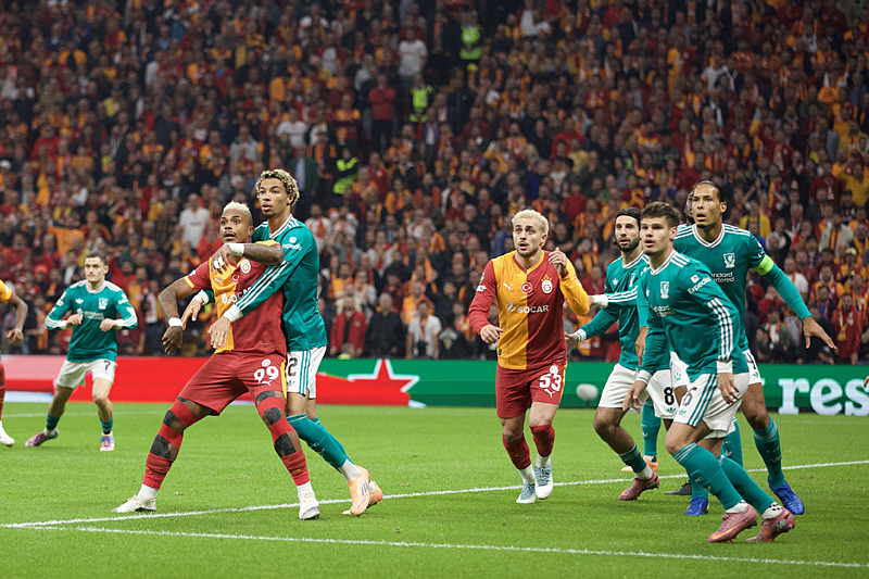 Bülent Timurlenk’ten flaş Galatasaray-Liverpool yorumu: Niyetini belli etti!