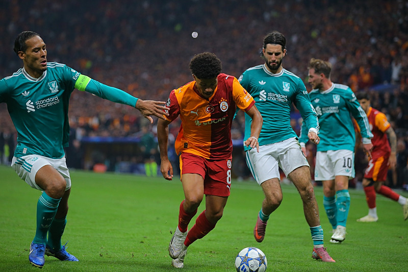 Bülent Timurlenk’ten flaş Galatasaray-Liverpool yorumu: Niyetini belli etti!