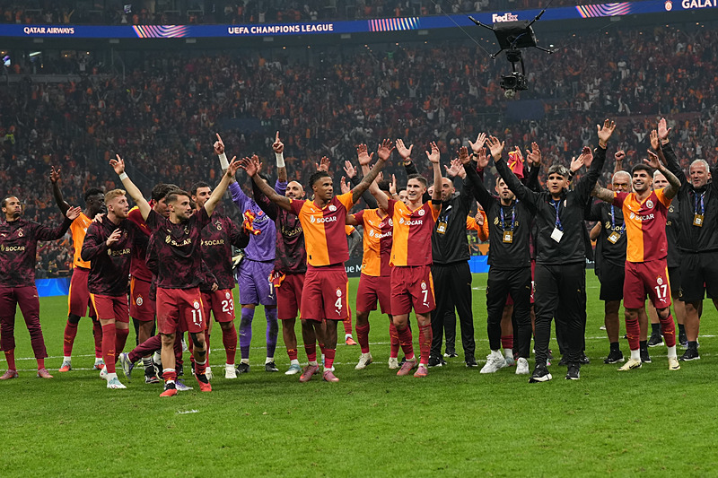 Ömer Üründül’den G.Saray’ın yıldızına övgü! Zekası ve futbol bilgisini...