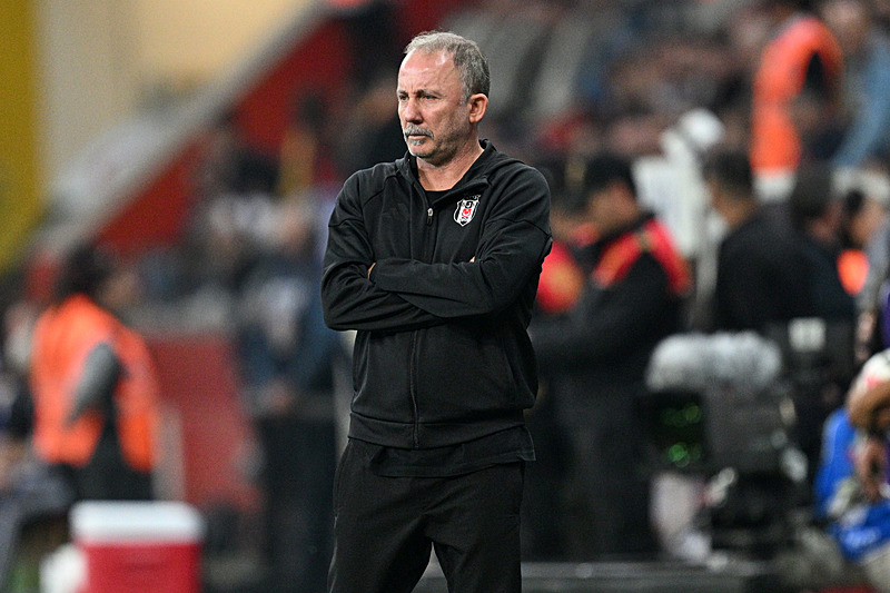 Zirvede büyük heyecan! İşte Galatasaray-Beşiktaş derbisinin 11’leri