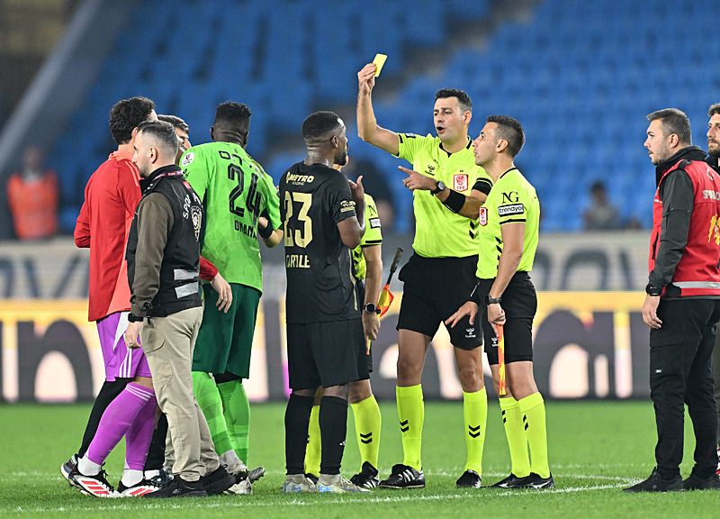 Spor yazarları Trabzonspor - Kayserispor maçını yorumladı!