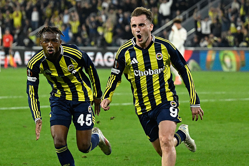 Fenerbahçe’nin yıldızı ocakta ayrılıyor! Bundesliga ve Premier Lig...