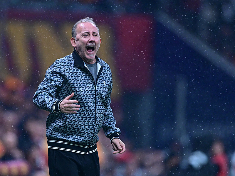 Spor yazarları Galatasaray-Beşiktaş maçını yorumladı!