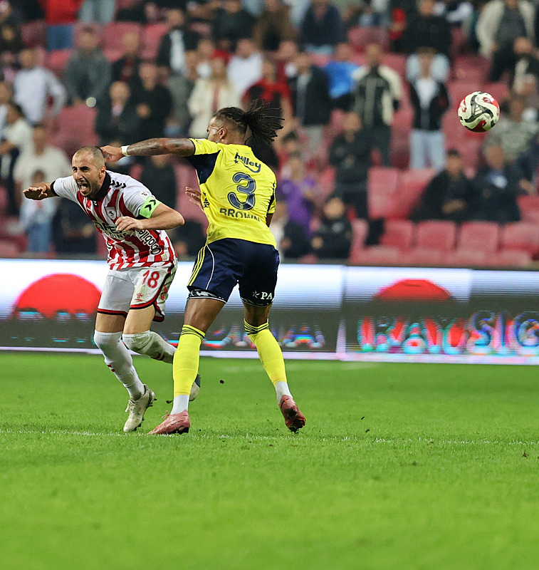 Fenerbahçeli yıldızdan olay hamle! Sosyal medya paylaşımlarını sildi