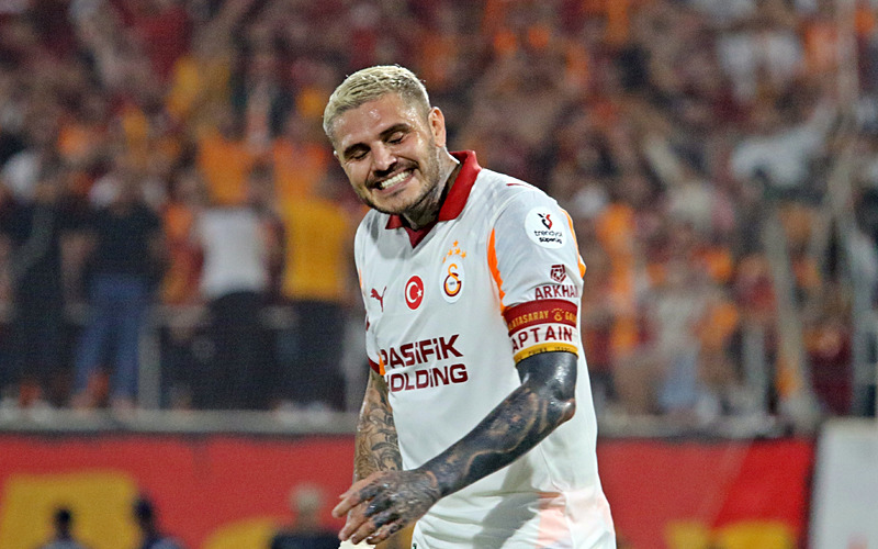 GALATASARAY HABERİ: Mauro Icardi’den olay talep! Okan Buruk ile görüştü ve...