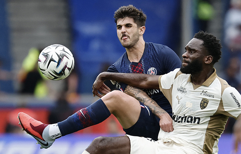 GALATASARAY TRANSFER HABERİ | Cimbom’a Sambacı stoper!