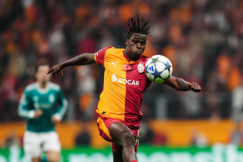 Galatasaray’da Wilfried Singo’nun sahalara döneceği tarih belli oldu!