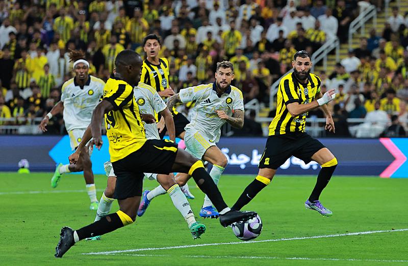 Fenerbahçe’ye dünya yıldızı golcü! İşte transfer formülü