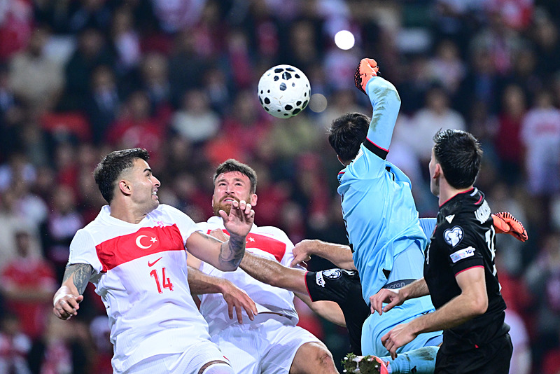 Spor yazarları Türkiye - Gürcistan maçını değerlendirdi
