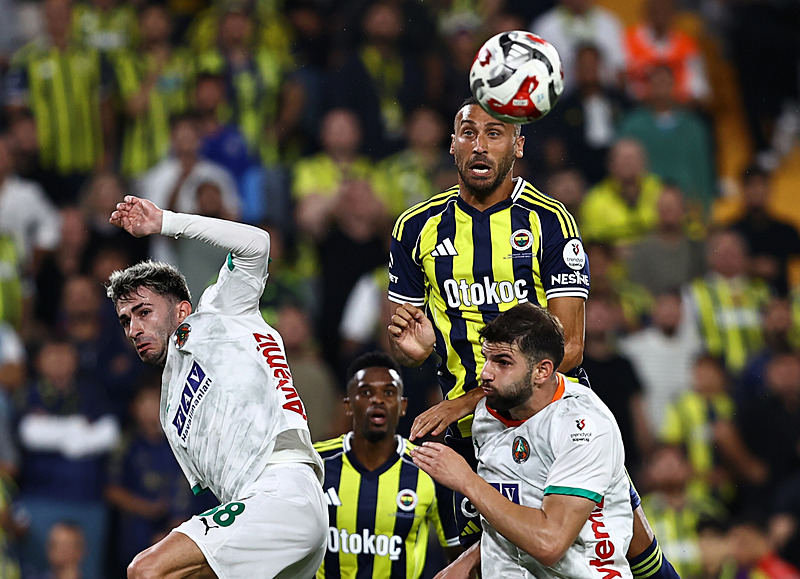 FENERBAHÇE TRANSFER HABERİ - Kadro dışı kalmıştı! Beşiktaş’a mı gidiyor?