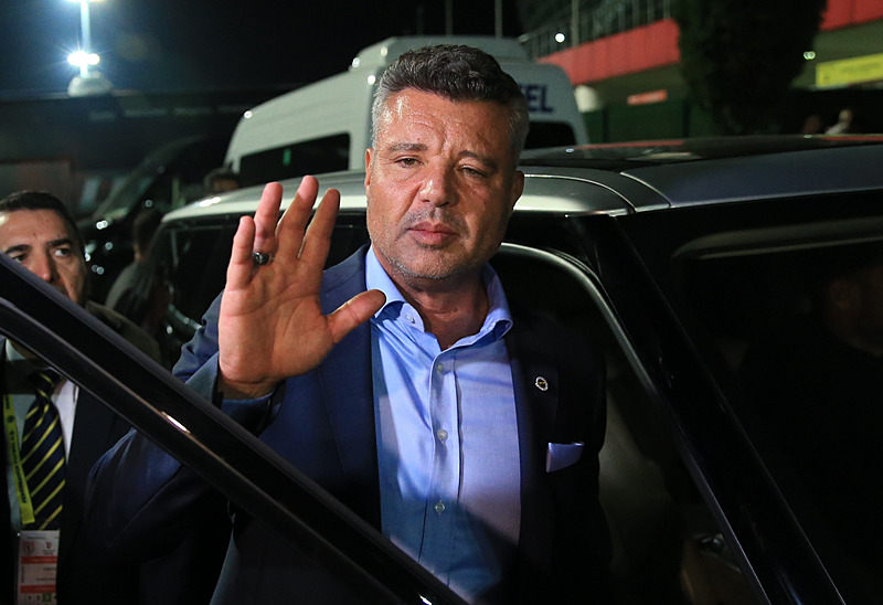 Fenerbahçe’de yaprak dökümü! 4 isimle daha yollar ayrıldı