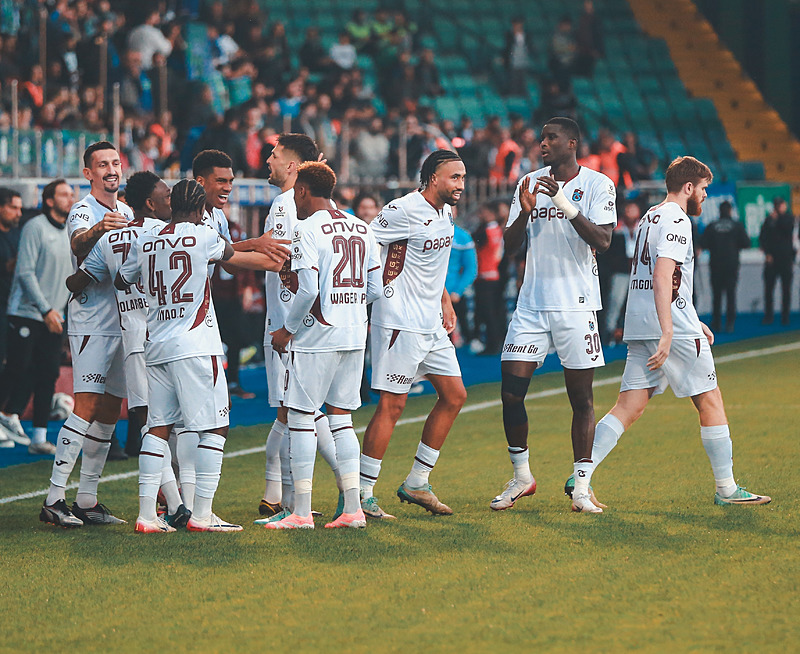 Spor yazarları Çaykur Rizespor-Trabzonspor maçını değerlendirdi