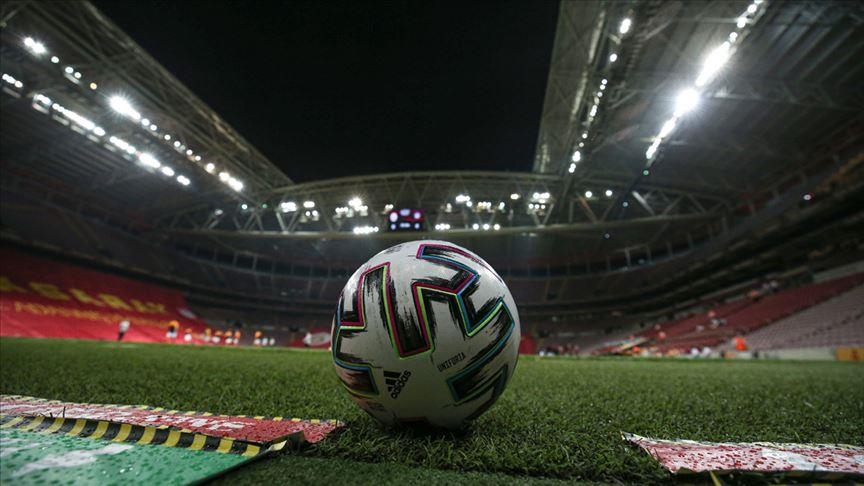 Fenerbahçe-Stuttgart maçı öncesi flaş karar! Alman ekibi yeni kuraldan yararlandı
