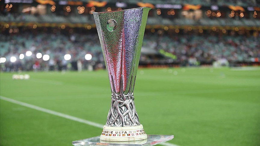 Fenerbahçe-Stuttgart maçı öncesi flaş karar! Alman ekibi yeni kuraldan yararlandı