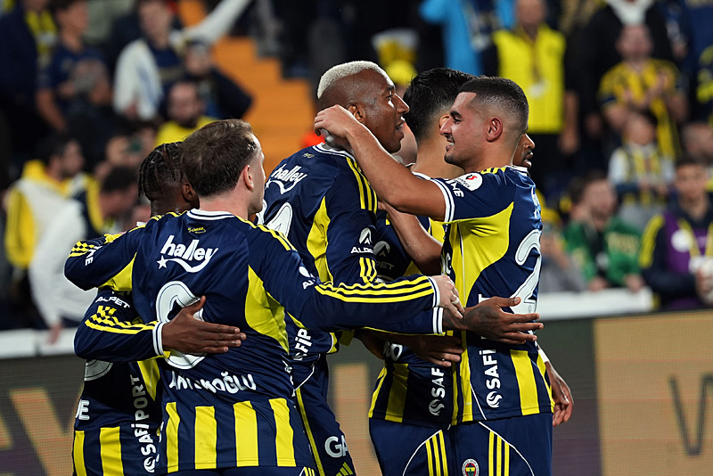 Tedesco’dan flaş Ederson kararı! İşte Fenerbahçe’nin Stuttgart maçı 11’i