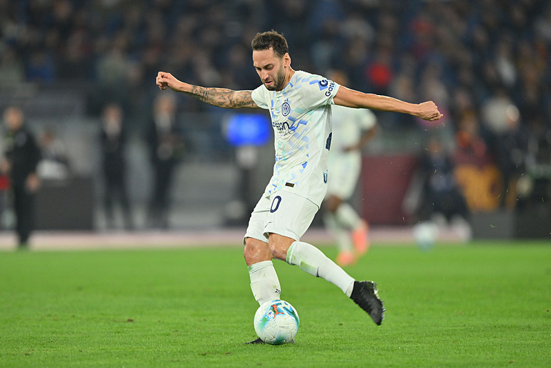 TRANSFER HABERİ: Galatasaray’dan Hakan Çalhanoğlu operasyonu!