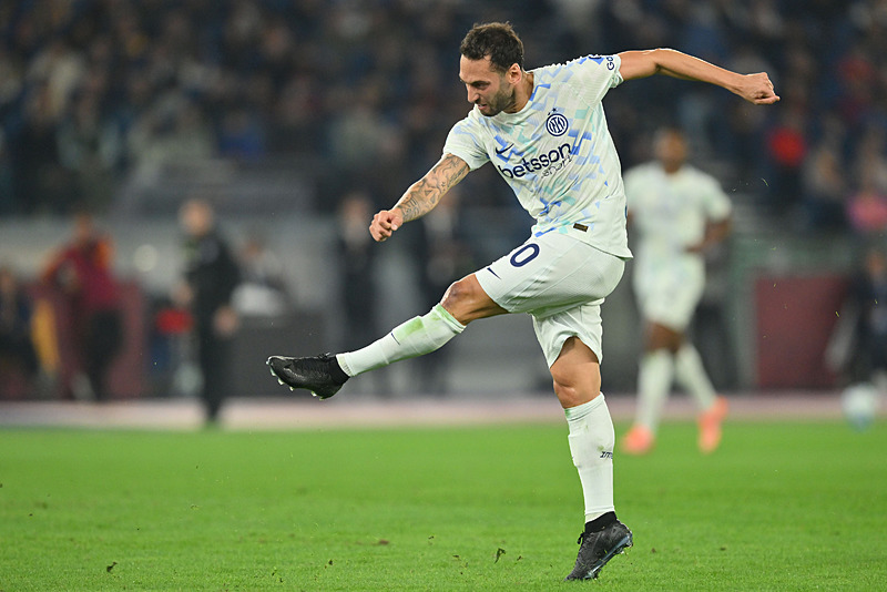 TRANSFER HABERİ: Galatasaray’dan Hakan Çalhanoğlu operasyonu!