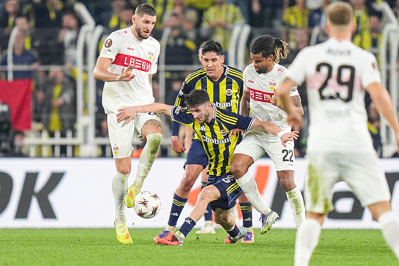 Spor yazarları Fenerbahçe-Stuttgart maçını değerlendirdi