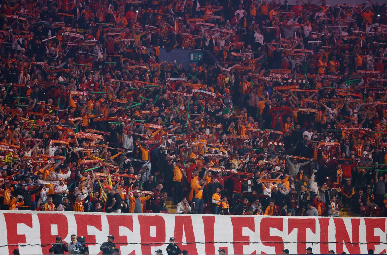 Hoparlörden ıslık sesi verildi mi? Galatasaray resmen açıklama geldi