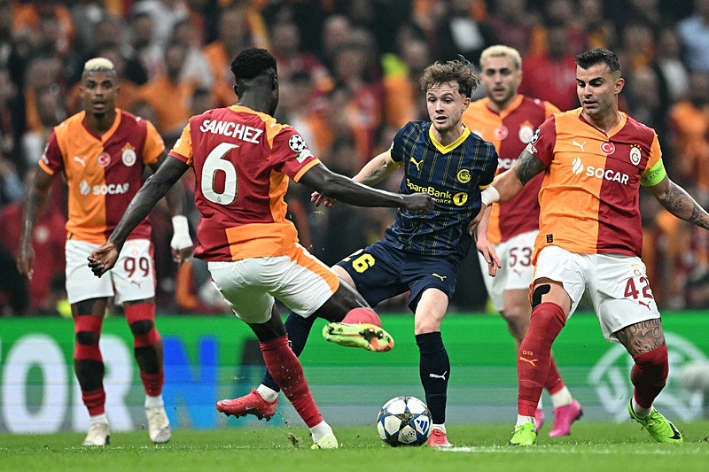 Galatasaray’da büyük endişe! Okan Buruk ve Davinson Sanchez...