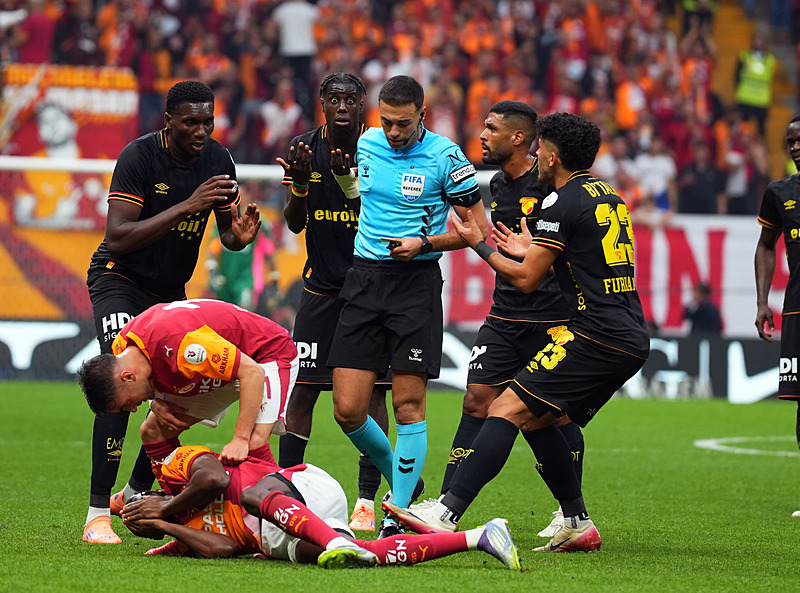 Spor yazarları Galatasaray-Göztepe maçını değerlendirdi